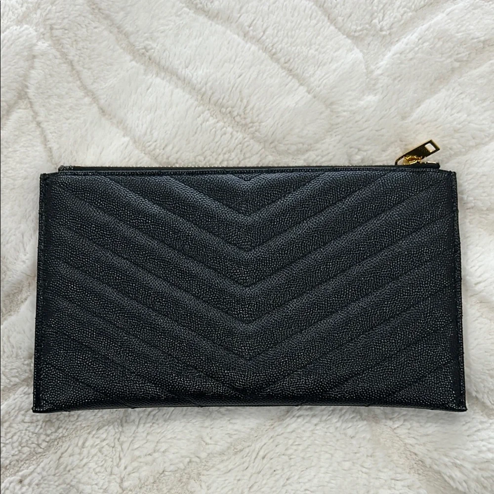 Saint Laurent Black Monogram Small Ziptop Bill Pouch in Grained Leather - Picture 4 of 7